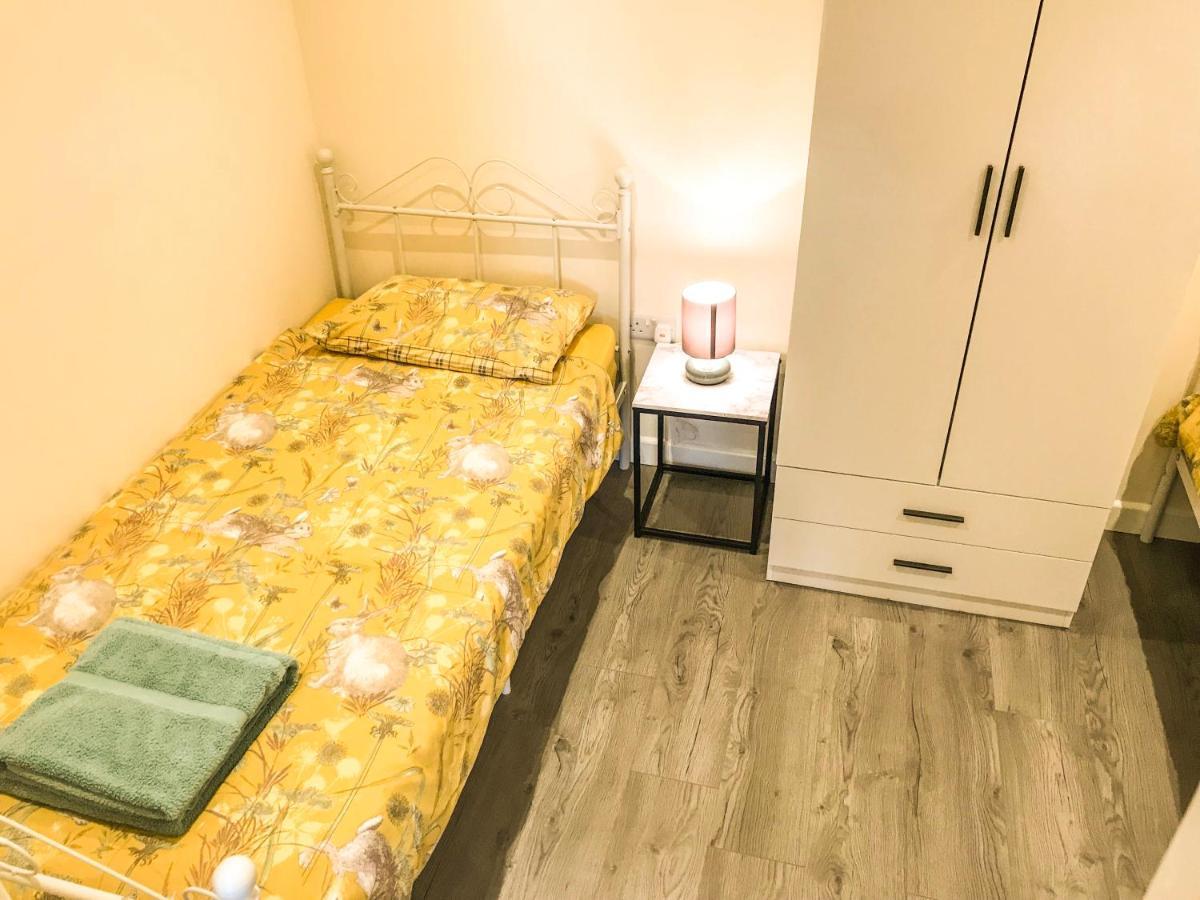Rabbits Warren, 2 Single Bed Holiday Let In The Forest Of Dean Blakeney  ภายนอก รูปภาพ